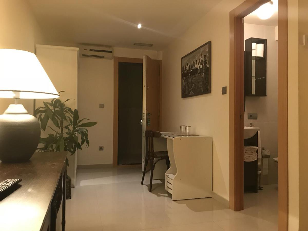 Apartamentos Ebro Рейноса Екстериор снимка