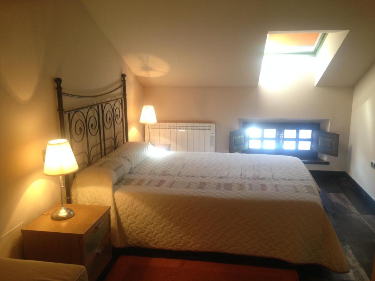 Apartamentos Ebro Рейноса Екстериор снимка
