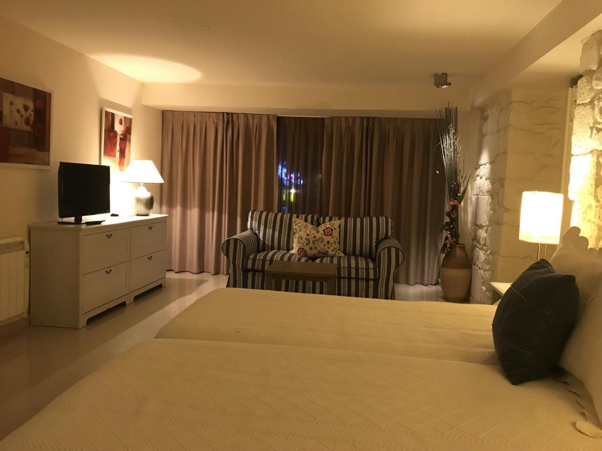 Apartamentos Ebro Рейноса Екстериор снимка