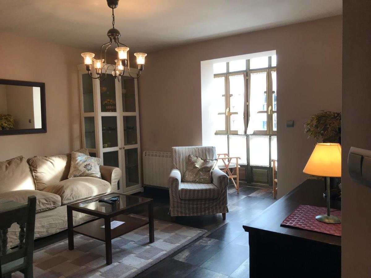 Apartamentos Ebro Рейноса Екстериор снимка