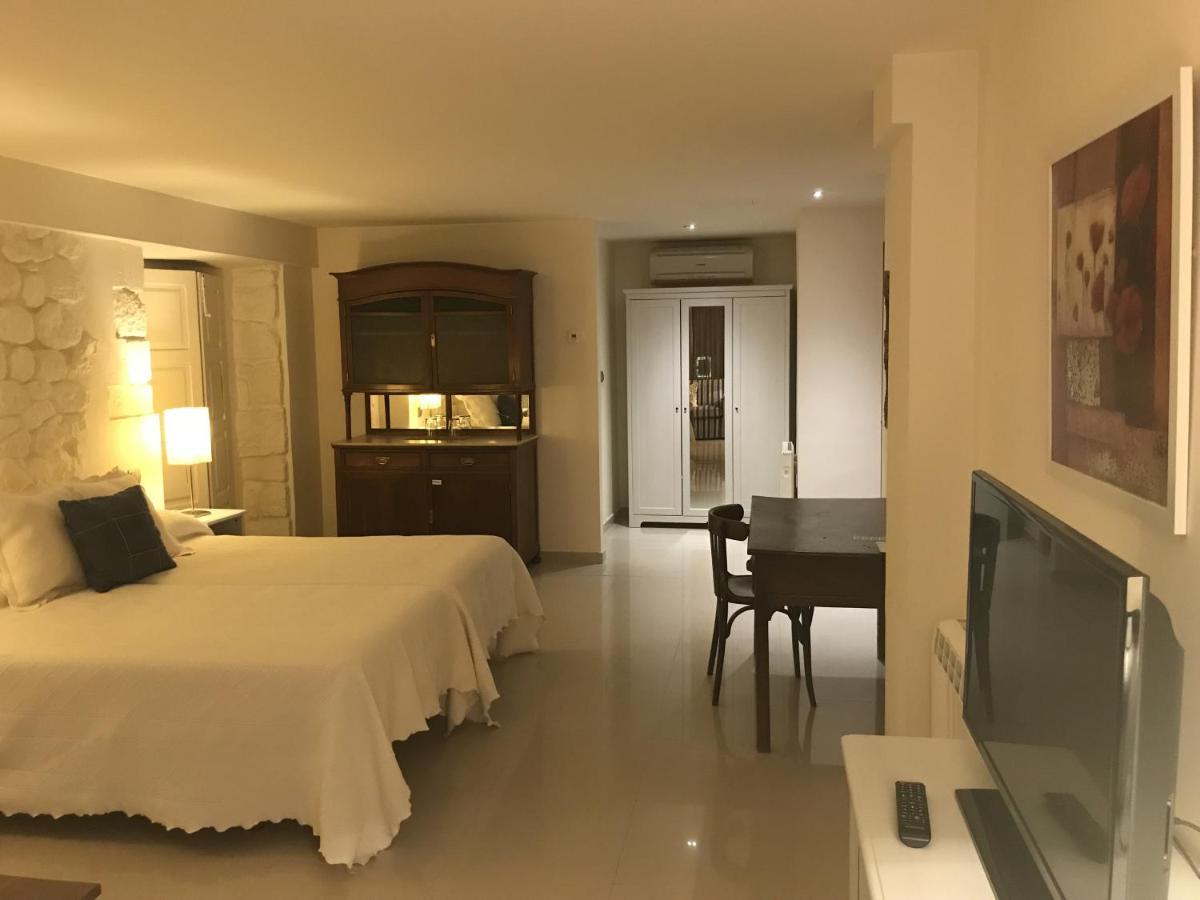 Apartamentos Ebro Рейноса Екстериор снимка